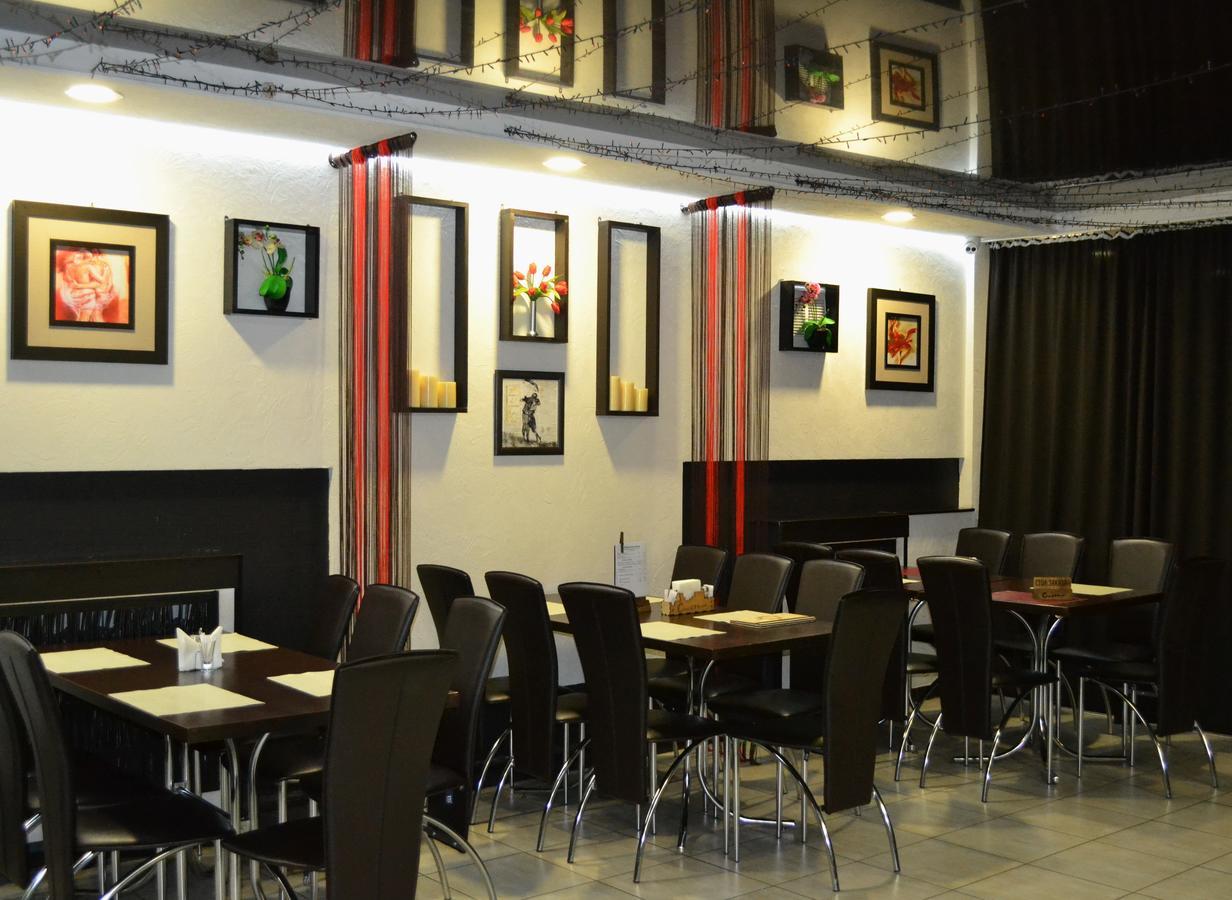 City Hotel Gomel Exterior photo