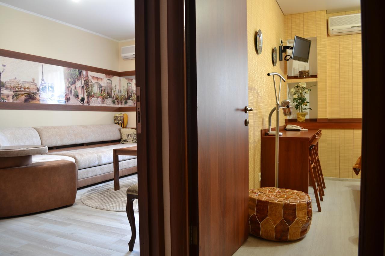 City Hotel Gomel Exterior photo